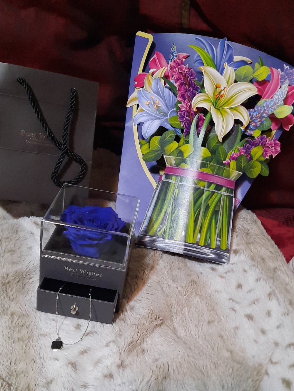 BEST WISHES GIFT🎁 SET Preserved Blue Rose & Necklace & Bouguet Card Display Box